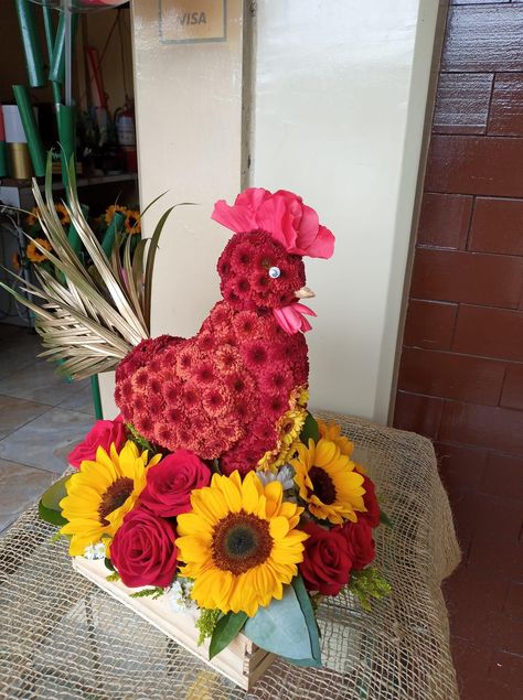 Character Flower Arrangement, 3d Flower Arrangements, Animal Floral Arrangements, Animal Flower Arrangements, Flower Animals, Flower Shop Decor, Easter Flower Arrangements, Luxury Flower Bouquets, Large Flower Arrangements