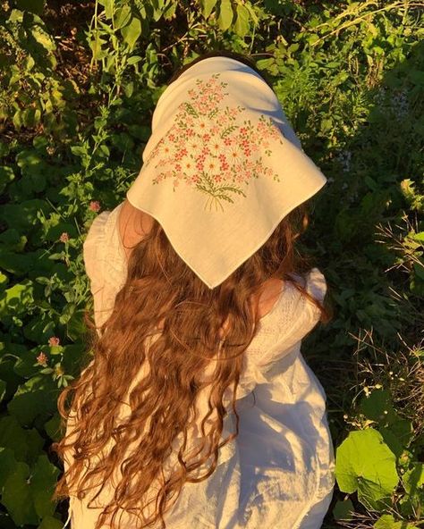 atelier fleur bleue. on Instagram: "summer memories from our archive ✨" Headscarf Aesthetic, Pretty Veils, Cottagecore Headband, Vintage Headscarf Aesthetic, Bandana On Head, Cottage Core Headscarf, Cottagecore Bandana Hairstyle, Folk Headscarf, Flower Bouquet Embroidery