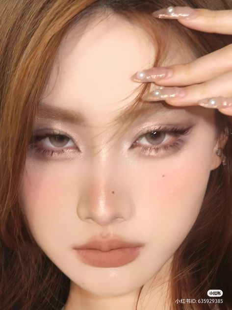 Makeup Asia, Artsy Fashion, Dewy Makeup Look, Asian Makeup Looks, Light Makeup Looks, Korean Makeup Look, Doll Eye Makeup, Makeup Face Charts, Ethereal Makeup