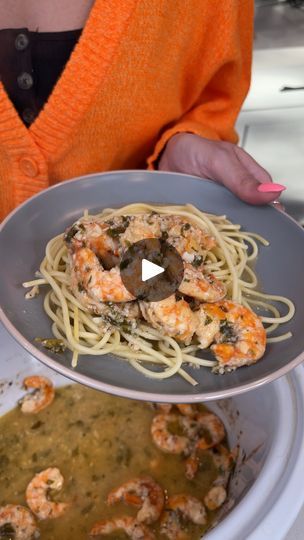 Crock Pot Shrimp, Life With Coco, Dinner Shrimp, Raw Shrimp, Shrimp Dinner, Easy Shrimp, Shrimp Scampi, Video Recording, Original Video