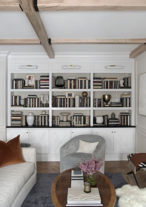 10 Tips for Shelf Styling with Lots of Books - Room for Tuesday Hallway Laundry Room, Hallway Laundry, Room For Tuesday, Tall Shelves, Living Room Reveal, Lots Of Books, Styling Shelves, Decorating Bookshelves, Mudroom Entryway