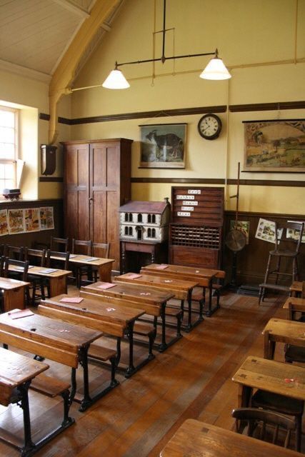 Country School, Old School House, Olden Days, School Daze, School Desks, Old Churches, School Room, School Building, Vintage School