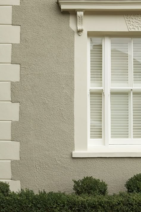 House painted in Farrow & Ball Masonry Paint - Light Gray rendering with bricks and window surround in Off-White and wooden window frame in Wimborne White Exterior Eggshell. Rendered Houses, Best Exterior Paint, Outside Paint, Masonry Paint, Pintura Exterior, Exterior House Color, Painted Front Doors, Exterior Paint Colors For House, Windows Exterior