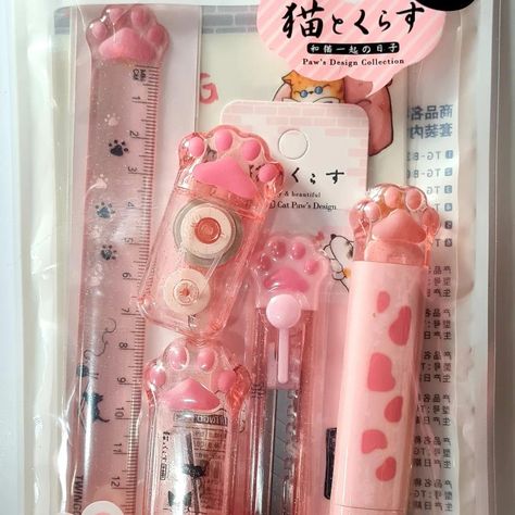 Korean School Supplies, Pretty School Supplies, Stationary Store, Cute Stationary School Supplies, Cute School Stationary, Stationary Items, Kawaii School Supplies, Study Stationery, Paw Design