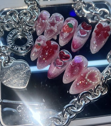 Pretty gel nails with glitter and heart charms and bows . Jelly style nails Korean Japanese inspired. Jelly Charm Nails, 3d Charm Nails, Chunky Nail Charms, Jelly Nails With Charms, 3d Jelly Nails, Acrylic Nail Charms, Nails Chunky, Jelly Aesthetic, Chunky Nails