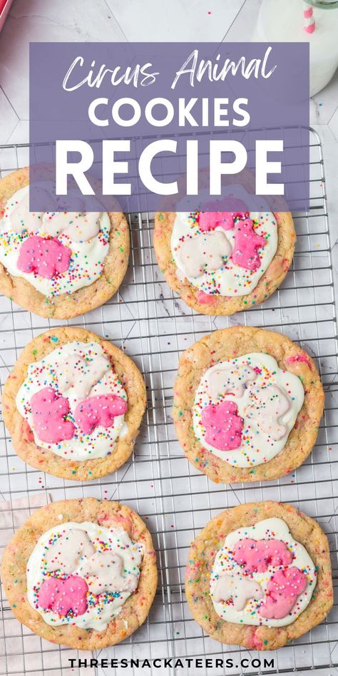 Circus Animal Sugar Cookies. With Text Reading: Crumbl Copycat Recipe Circus Animal Sugar Cookies. Cookies Crumbl Copycat, Animal Sugar Cookies, Animal Cookies Recipe, Homemade Chocolate Chip Cookies Recipe, Crumbl Copycat, Frosted Animal Crackers, Crumble Cookie Recipe, Circus Cookies, Circus Animal Cookie