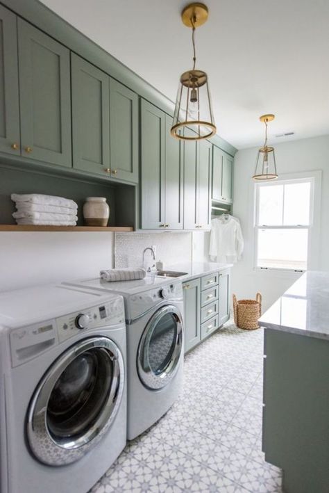 Laundry Room Organization Storage, Pantry Inspiration, Laundry Room Ideas Small Space, Green Laundry, Rustic Laundry Rooms, Pantry Laundry Room, Pantry Laundry, Room Storage Diy, Craftsman Farmhouse