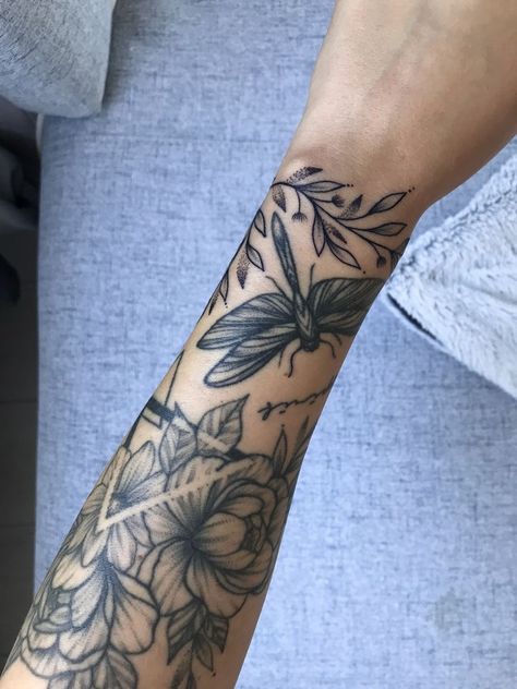 Dragonfly Tattoo Design With Flowers Sleeve, Dragonfly Tattoo Sleeve Women, Timestamp Tattoo, Gap Tattoo Filler, Dragonfly Sleeve Tattoo, Dragonfly Forearm Tattoo, Dragonfly Arm Tattoo, Elbow Tattoo Flower, Around Elbow Tattoos For Women