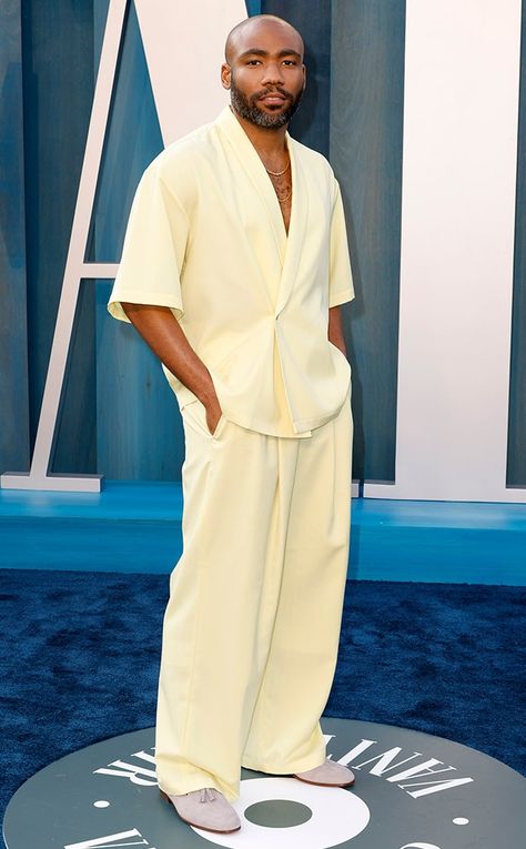 Oscar Men Outfit, Film Premiere Outfit Men, Best Male Red Carpet Looks, Donald Glover Red Carpet, Oscars Men Outfit, Oscar’s Party Outfit, Wedding After Party Outfit Men, Oscar Outfits Men, Red Carpet Outfit Ideas Men