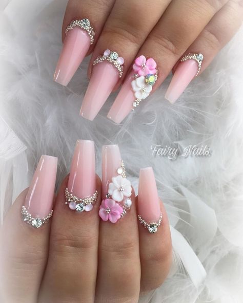 Coffin Nail Art Designs, Coffin Nail Art, Quince Nails, 3d Acrylic Nails, 3d Nail Designs, 3d Nail Art Designs, 3d Flower Nails, Bridal Nail Art, Flower Nail Designs