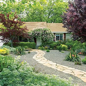 21 inspiring lawn-free yards | Easy-care front yard | Sunset.com Lawn Free Yard, Low Water Landscaping, Fall Landscaping, Garden Escape, Farmhouse Landscaping, Beautiful Yards, Stone Path, Front Yard Garden, Yard Design