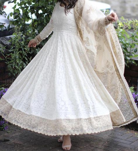 White Frock Suit, Dua E Khair, Frock Suit, White Churidar, Churidar Neck, White Frock, Wedding Frocks, Desi Dress, Designer Anarkali Dresses