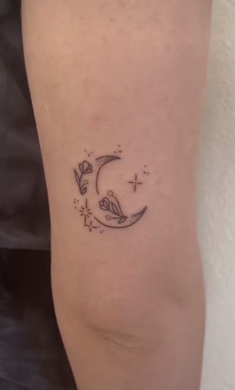 Star And Crescent Tattoo, Love To The Moon And Back Tattoo, Love You To The Moon And Back Tattoo Mother Daughters, I Love You To The Moon And Back Tattoo Ideas, Too The Moon And Back Tattoos, Too The Moon And Back Tattoo, Under The Same Moon Tattoo, Tattoo Ideas Moon And Stars, Moon And Heart Tattoo