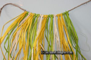 Budget101.com - - How to Make a Hula Skirt | Hawaiian Luau Decorations Dirt Cheap Luau Costume Ideas, How To Make A Hula Skirt, Luau Crafts For Adults, Diy Grass Skirt, Diy Hula Skirt, Diy Luau Decorations, Hawaiian Luau Decorations, Hawaii Skirt, Luau Crafts