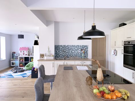 Kitchen With Playroom Area, Kitchen Dining Playroom, Kitchen Playroom Open Plan, Kitchen And Playroom Combo, Open Plan Kitchen Living Room With Play Area, Kitchen Diner Playroom Open Plan, Playroom Off Kitchen Floor Plan, Open Floor Plan Playroom, Playroom In Kitchen