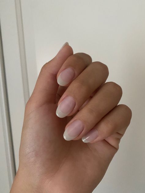 soft french nails light green American French Nails Acrylic, Naked French Tip Nails, Light French Nails, Soft French Tip, Soft French Manicure, Soft French Tip Nails, Soft French Nails, American French Nails, Vacation Toes