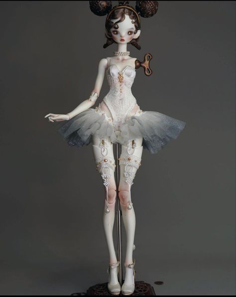 By @coralreefdoll Doll Aesthetic, Zombie Girl, Fantasy Art Dolls, Cute Fantasy Creatures, Kawaii Doll, Unique Dolls, Art Dolls Handmade, Figure Poses, Creepy Dolls