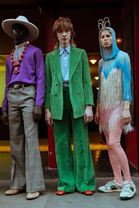 Brown Bell Bottoms, Moda Z Lat 70., Cord Flares, Look Disco, 70s Inspired Fashion, 70s Outfits, Inspired Fashion, 가을 패션, 70s Fashion