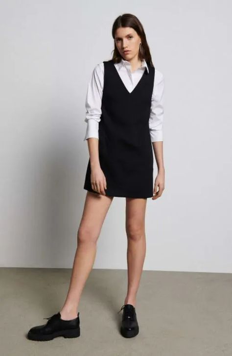 Best pinafore dresses: easy and affordable dresses for winter Pinafore Dress Outfit, Black Pinafore, Editors Note, Oxford Shoes Outfit, Silk Dress Short, Short Tunic, Swinging Sixties, Floral Dresses Short, Winter Dress Outfits