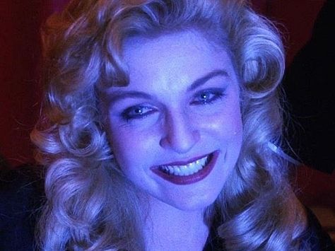 Twin Peaks Fire, Fire Walk With Me, Sheryl Lee, Laura Palmer, Between Two Worlds, Design Visual, Twin Peaks, Film Stills, Cinematography