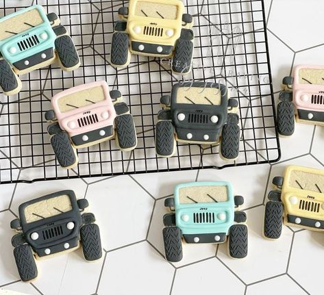 Adventure Birthday Party, Car Cookies, Crazy Cookies, Cookies Theme, Sugar Cookie Royal Icing, Iced Sugar Cookies, Cookie Business, Diy Cupcakes, 2nd Birthday Party Themes