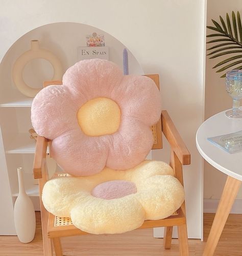 Plush Flower, Room Products, Pastel Room Decor, Comfy Bedroom, Cute Furniture, Room 2023, Deco Studio, Dekorasi Kamar Tidur, Pastel Room