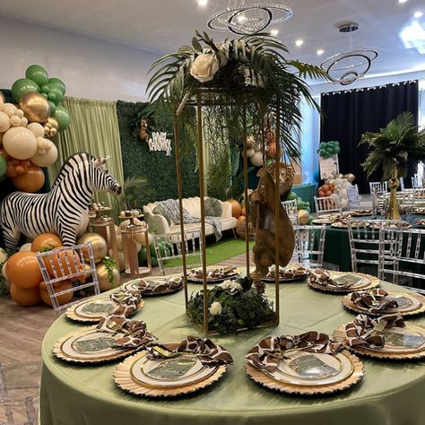 Jungle Safari Themed Baby Shower Ideas – Cuddle Palette Safari Baby Shower Table Setting, Jungle Book Baby Shower Ideas, Safari Centerpieces Baby Shower Ideas, Zoo Themed Baby Shower Ideas, Jungle Centerpieces Ideas, Animal Theme Baby Shower Ideas, Baby Shower Jungle Theme Boy, Centerpiece Ideas Party, Baby Shower Ideas Jungle Theme