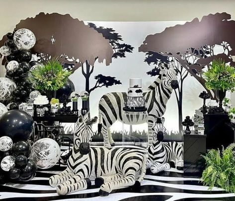 Zebra Print Party, 40th Bday Ideas, Zebra Birthday, Zebra Party, Kids Party Decorations, Bday Ideas, 8th Birthday, Party Signs, Zebras