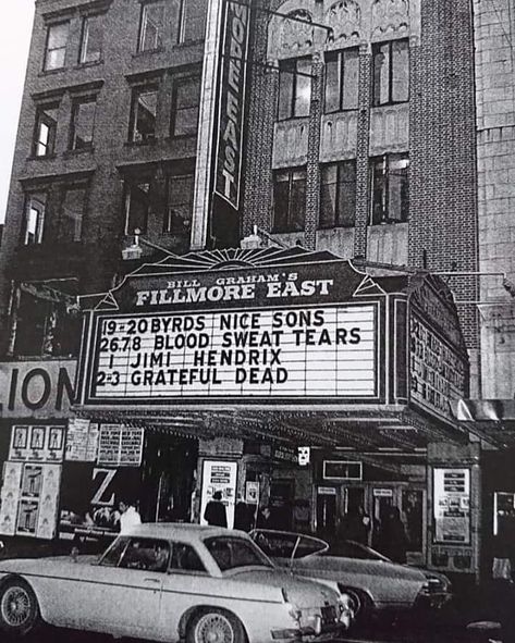 Googie Architecture, Fillmore East, Bill Graham, Concert Venue, Blood Sweat And Tears, Bride Of Frankenstein, Retro Music, Grateful Dead, Hendrix