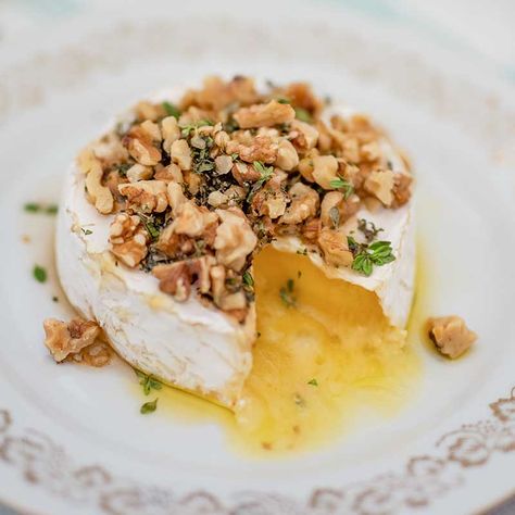 Our Keto Baked Brie Cheese is a delicious balance of flavors and textures. The melty cheese topped with Sugar-Free Maple Syrup and walnuts makes for an impressive appetizer. Baked Brie Cheese, Brie Cheese Recipes, Keto Snack Recipes, Baked Brie Recipes, Impressive Appetizers, Brie Recipes, Sugar Free Maple Syrup, Keto Cheese, Keto Snack