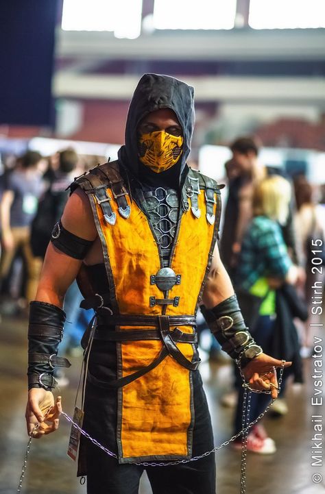 Scorpion Outfit, Mk Cosplay, Scorpion Costume, Scorpion Mk, Epic Cosplay, Male Cosplay, Amazing Cosplay, Costume Mask, Couple Halloween