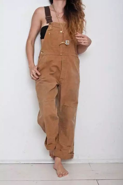 A Quiet Life - Imgur Carhartt Overalls Women, Garden Overalls, Carhartt Overalls Outfit, Carhartt Women's Outfit, Brown Overalls, Boilermaker, Carhartt Overalls, Vintage Overalls, Carhartt Vintage