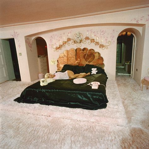 A rare look inside Jayne Mansfield's iconic pink palace home: Weetzie Bat, Pretty Houses, Pink Palace, Hollywood Homes, Jayne Mansfield, Shag Carpet, House Inside, Vintage Interiors, Celebrity Houses