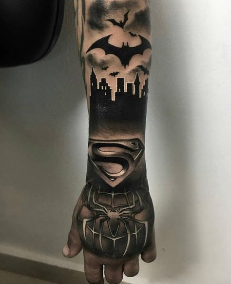 Twitter Marvel Tattoo Sleeve, Superman Tattoos, Tattoo Bar, Herren Hand Tattoos, Small Watercolor Tattoo, Hero Tattoo, Fake Tattoo Sleeves, Comic Tattoo, Batman Tattoo