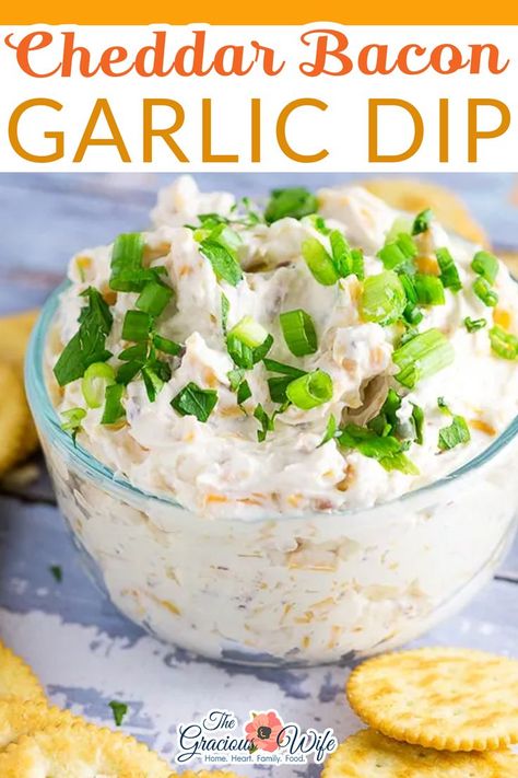 Creamy Garlic Cheese Dip, Bacon Cheddar Cream Cheese Dip, Herb Cream Cheese Recipe, Garlic Dip Recipes, Cheddar Cheese Dip, Bacon Cheddar Dip, Bacon Cheese Dips, Dip With Cream Cheese, Cheese Spread Recipes