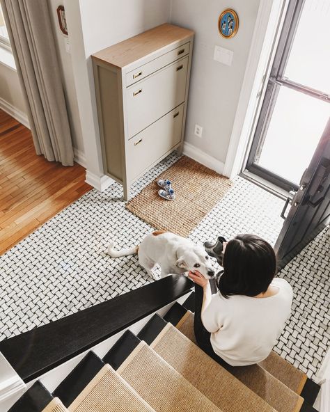 Slim Ikea Storage, Dresser Shoe Storage, Slim Shoe Rack Ideas, Ikea Shoe Storage Hemnes, Ikea Hemnes Shoe Storage, Diy Shoe Cabinet Entryway, Ikea Shoe Cabinet Hack Hemnes, Ikea Hemnes Shoe Cabinet Makeover, Hemnes Shoe Hack Ikea