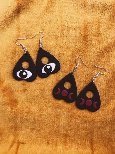 Femo Earrings, Witchy Earrings, Earrings Goth, Ouija Planchette, Dark Boho, Fimo Jewelry, Craft Clay, Diy Earrings Polymer Clay, Goth Earrings