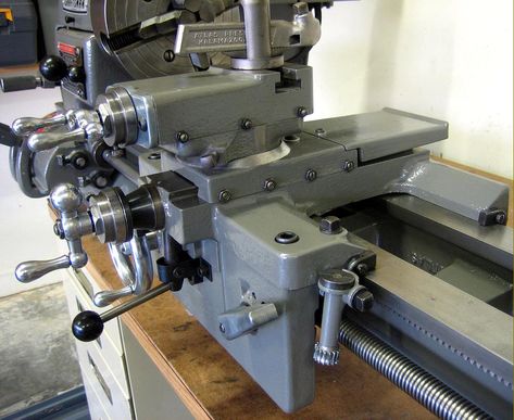 late Craftsman 12" Lathe Small Metal Lathe, Metal Lathes, Metal Lathe Tools, Homemade Lathe, Smith Tools, Lathe Parts, Vintage Machine, Craftsman Tools, Vintage Craftsman