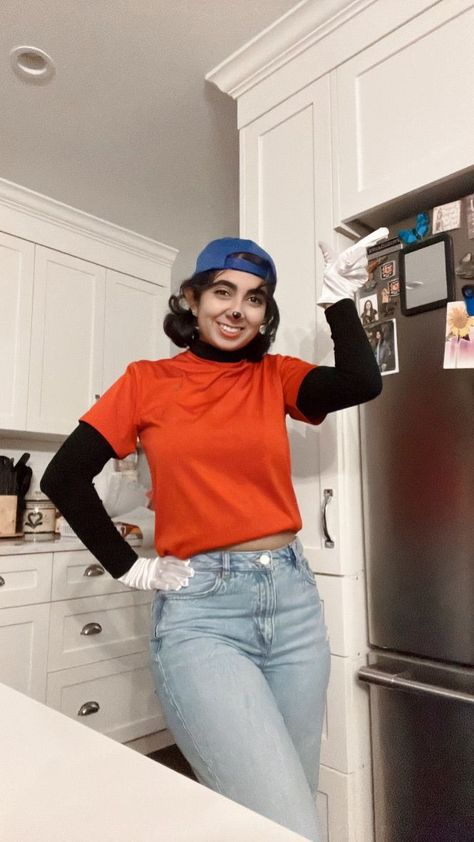 Costumes For Short Hair Woman, Fictional Characters Costumes, Easy Costume Ideas For Women Simple, Max Goofy Costume, Max From Goofy Movie, Max Goof Costume, Simple Disney Costumes, Easy Cartoon Costumes, Halloween Costumes Short Hair