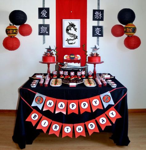 Awesome dessert table at a Ninja Birthday Party! See more party ideas at CatchMyParty.com! Ninja Party Decorations, Ninja Birthday Party Ideas, Ninja Themed Birthday Party, Japanese Theme Parties, Karate Birthday Party, Ninja Birthday Party, Karate Party, Ninja Theme, Ninja Kids