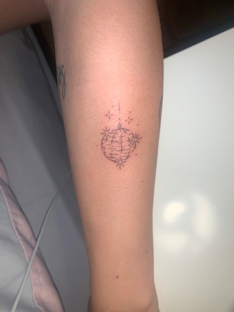 This Is My Trying Taylor Swift Tattoo, Mirrorball Inspired Tattoo, Fine Line Tattoo Ideas Taylor Swift, Mirrorball Fine Line Tattoo, Stamp Tattoo Taylor Swift, Mirrorball Tattoo Taylor Swift Minimalist, Mini Tats Taylor Swift, Mirrorball Tattoo Design, Taylor Swift Tattoo This Is Me Trying