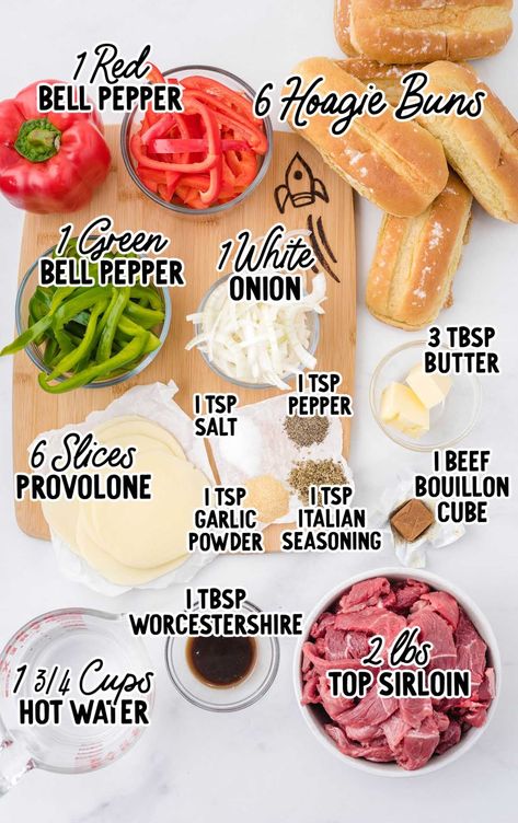 Crockpot Philly Cheesesteak, Philly Cheese Steak Crock Pot, Philly Cheese Steak Sandwich Recipe, Crockpot Steak Recipes, Philly Cheesesteak Recipe, Cheesy Sandwich, Steak Sandwich Recipes, Crockpot Steak, Philly Cheese Steak Recipe