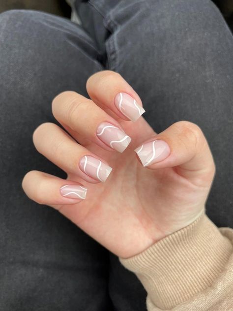 Nude Square Nails, Neutral Nail Art, Aqua Nails, Stylish Tips, Square Nail, Squoval Nails, Hello Nails, Punk Nails, Square Nail Designs