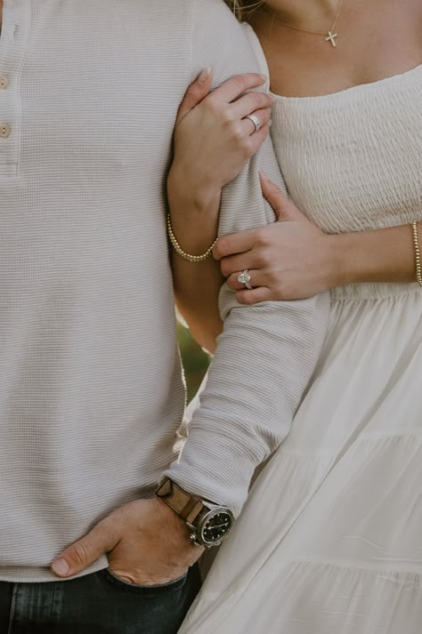 Celebrate your fall engagement with romantic outdoor photography in the mountains and woods of Pennsylvania. These sessions will capture your love story in the most beautiful settings, perfect for photo pose ideas for your engagement! Fall Engagement Outfit Ideas Dress, Engagement Photo Nails Fall, Engagement Session Posing Prompts, Engagement Photos Diy Pictures, Engagement Field Pictures, Engagement Photos Ideas Mountains, Olive Green Engagement Photos, Engagement Photos Salt Flats Utah, Detail Engagement Photos