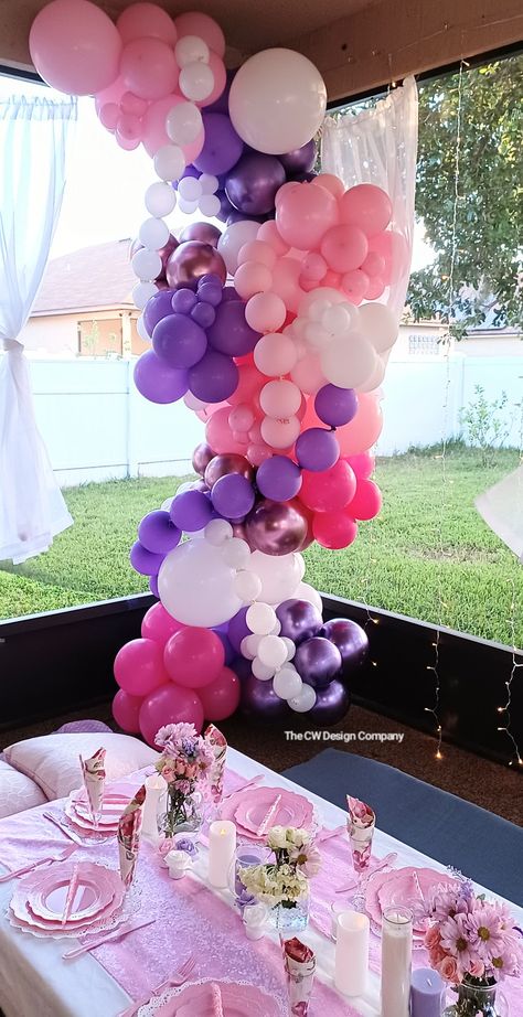 Pink Purple White Balloon Garland, Purple Minnie Mouse Party, Style Table Decor, Mothers Daughter, White Balloon Garland, Bridal Shower Decorations Elegant, 18th Party, Lilac Fairy, Ballerina Theme