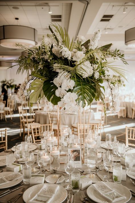 Classy . wow factor . celebration — Love Letter Weddings Wedding Centerpieces White, Tropical Wedding Theme, Rainbow Row, Hotel Del Coronado, Art Deco Wedding, Wedding Mood, Hawaii Wedding, Tropical Wedding, Greenery Wedding