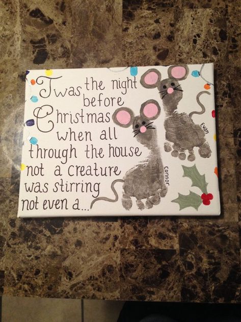 Diy Christmas Canvas, Scrapbook Bebe, Footprint Crafts, Handprint Crafts, Daycare Crafts, Night Before Christmas, Preschool Christmas, 12 December, Christmas Canvas