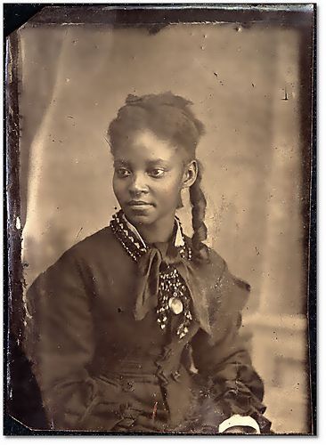 Victorian Women of Color: 32 Photos of Beauty In The Age Of Hatred American Photo, Portrait Vintage, Fotografi Vintage, Vintage Black Glamour, Victorian Women, Photos Vintage, Photo Vintage, African History, Vintage Portraits