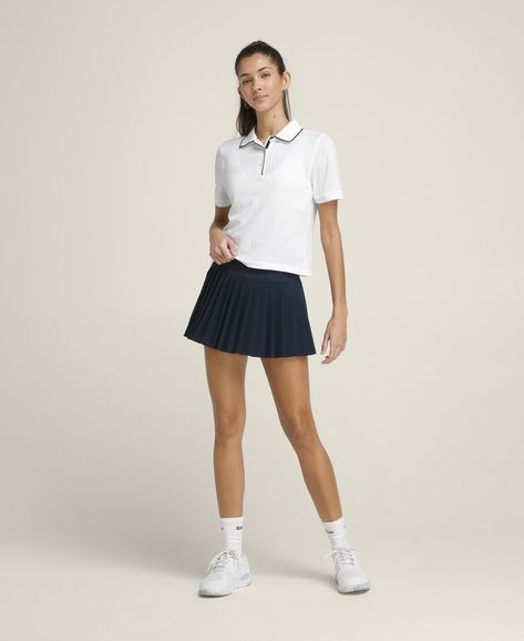 Tennis Outfit Women Athletic Wear, Polo Top Outfit, Polo Outfits For Women, Womens Tennis Fashion, Wilson Sporting Goods, Polo Shirt Outfits, Polo Outfit, Tennis Outfit Women, Tennis Tops