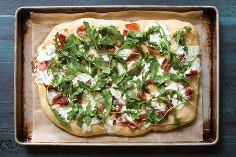 foccacia178jb Foccacia Bread With Prosciutto, Prociutto Appetizers, Kitchen Dancing, Giada De Laurentiis Recipes, Burrata Cheese, Flatbread Pizza, Arugula, Save Food, Clean Eating Snacks